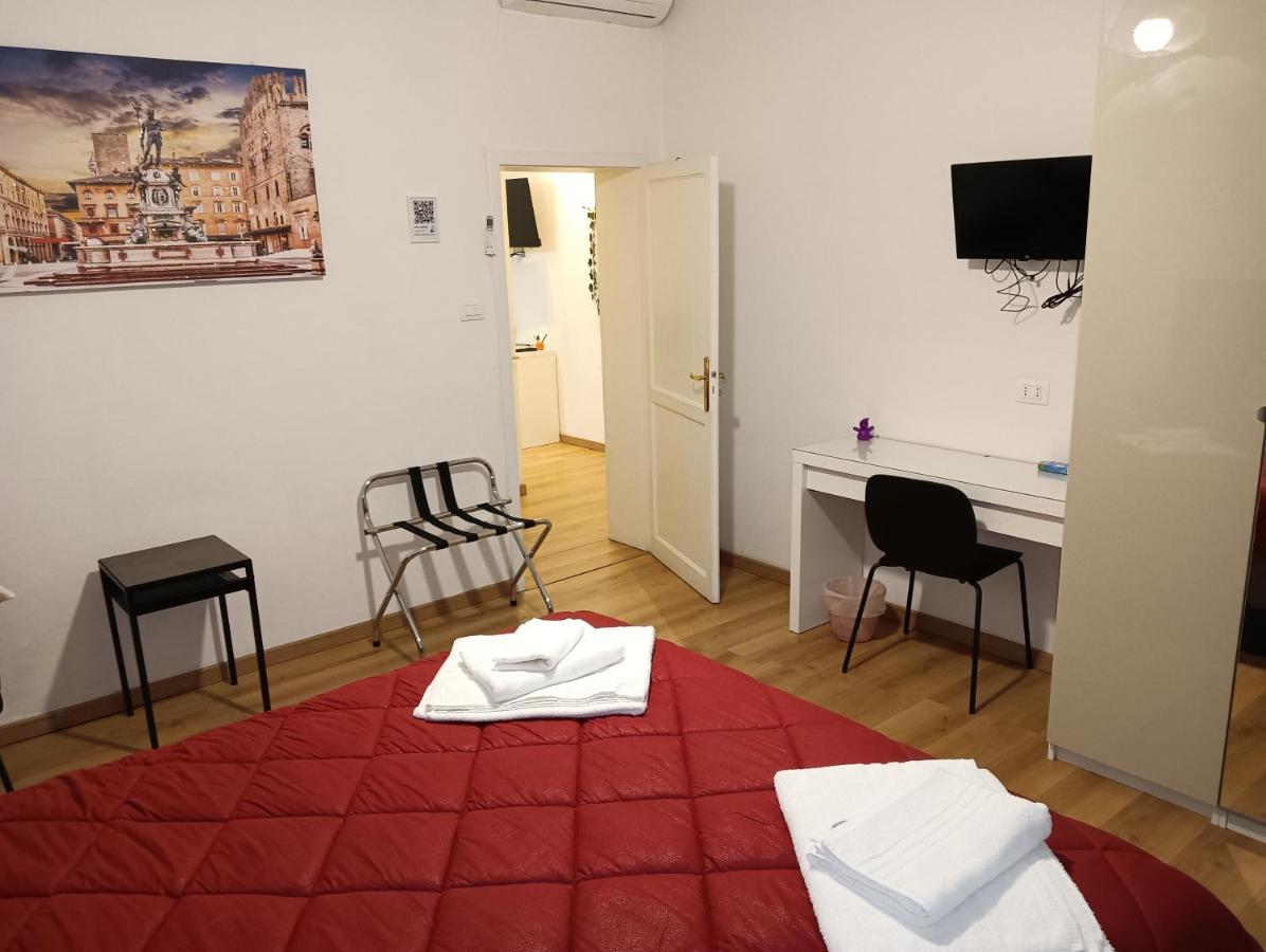 B&B Fiera Station Rooms Bologna Ngoại thất bức ảnh