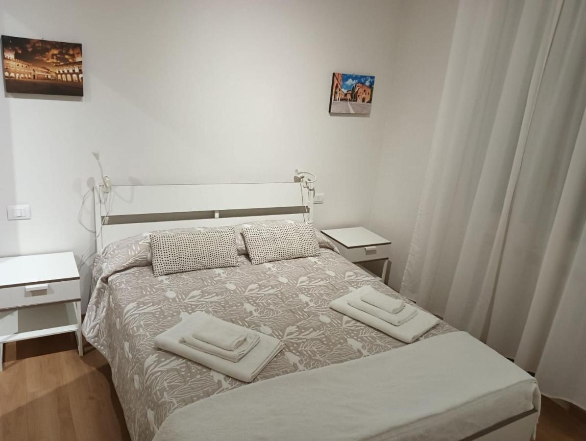 B&B Fiera Station Rooms Bologna Ngoại thất bức ảnh